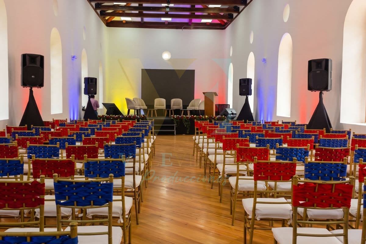 Pantallas LED, sonido e iluminación para eventos